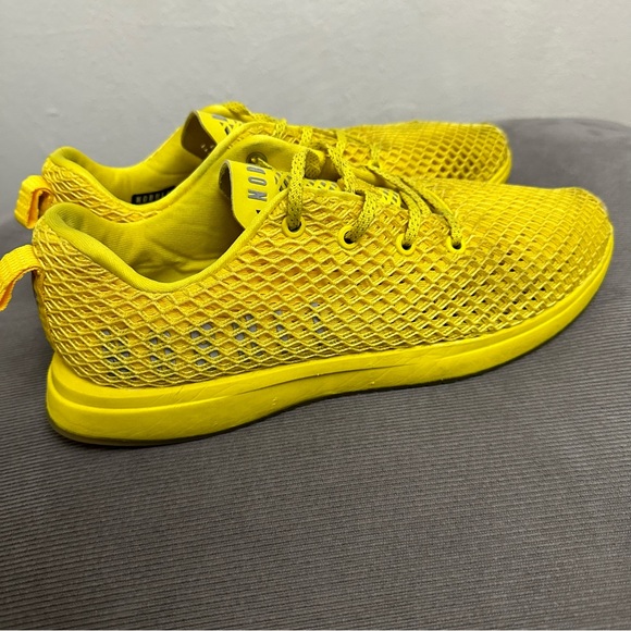NOBULL Diamond Mesh Runner Shoes Lemon Drop Yellow Mens 10.5 Womens 12 Not Neon - Picture 7 of 13